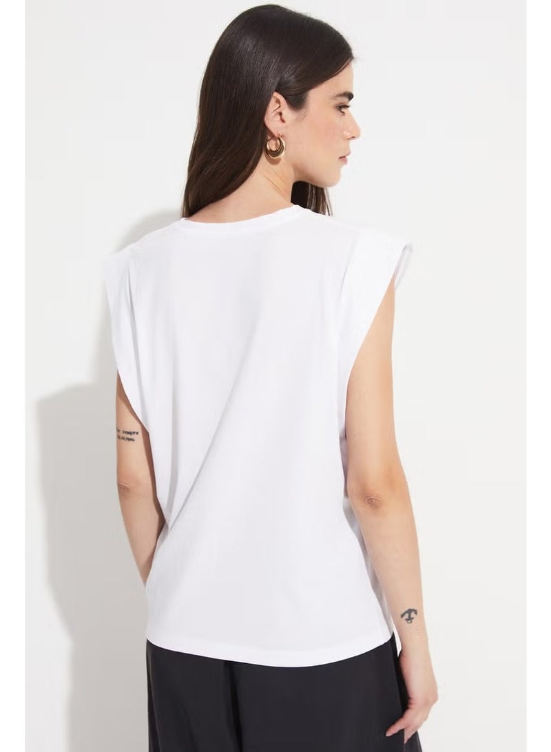 JUNE Basic Cotton Crew Neck Sleeveless T-Shirt - Image 3